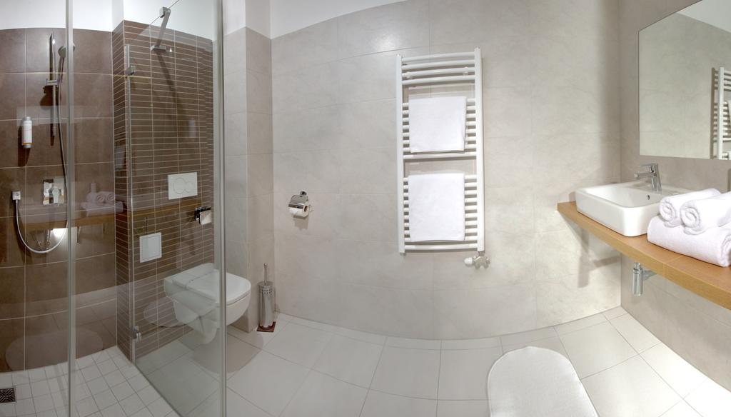 Sareza Hotel Ostrava Ngoại thất bức ảnh