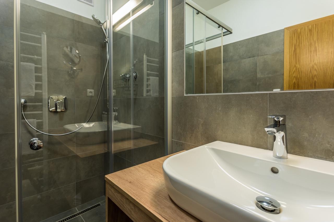 Sareza Hotel Ostrava Ngoại thất bức ảnh